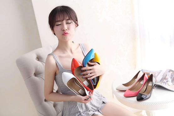 中国十大女鞋品牌简介