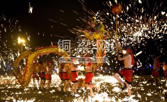 李诗敏:火花飞溅中的欢乐使者