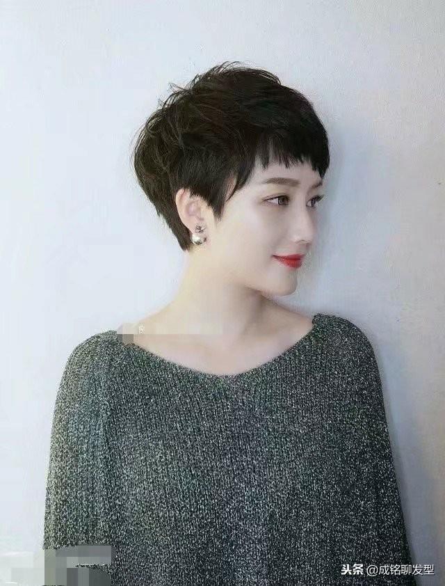 教你弄头:头发很厚,有哪些值得推荐的短发发型?
