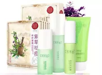 同仁堂出的护肤品,说它在美白祛痘印上碾压SKII,不过分吧!
