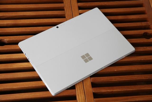 可能是史上最好的二合一平板电脑!解密微软 Surface Pro