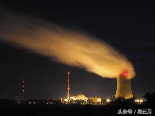 核电站所使用重水是什么水?能不能用普通水代替?
