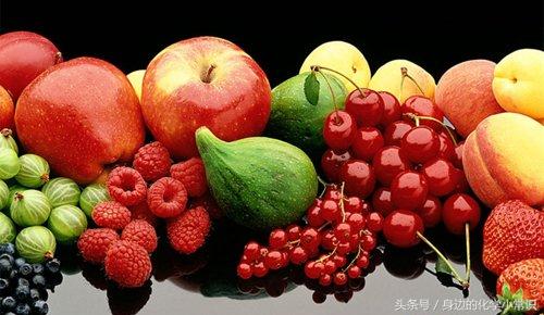 苯甲酸钠,它基本都在你喝的饮料里面,却是有一定危险性的化学防腐剂