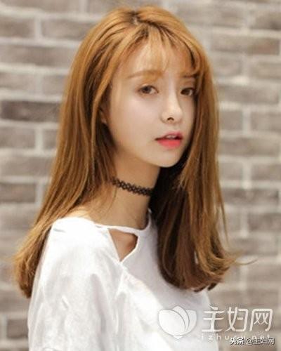颧骨高适合什么发型?这8款发型轻松告别高颧骨,你也是女神
