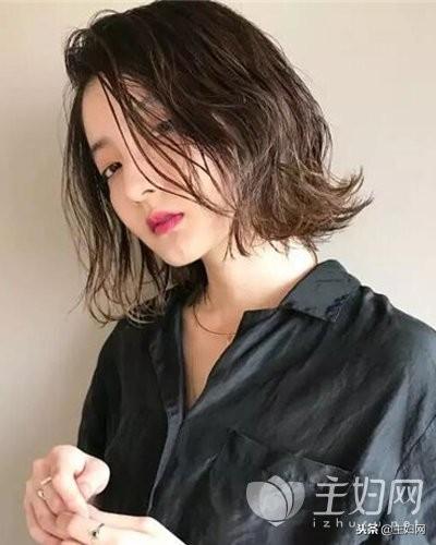颧骨高适合什么发型?这8款发型轻松告别高颧骨,你也是女神