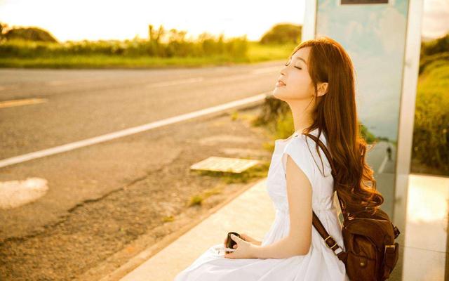 夏季阳光强烈,紫外线过敏怎么办?你该如何hold住你的皮肤