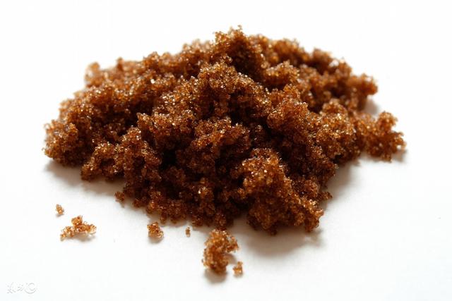 别一痛经就只会冲红糖水,吃这6种食物也能缓解痛经!