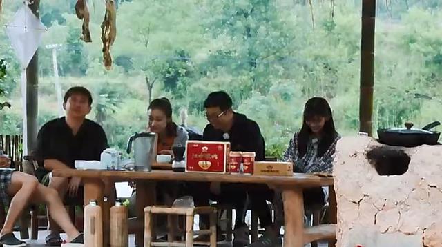 baby倪妮这对“骨灰级闺蜜”,却在生日这天露出马脚……