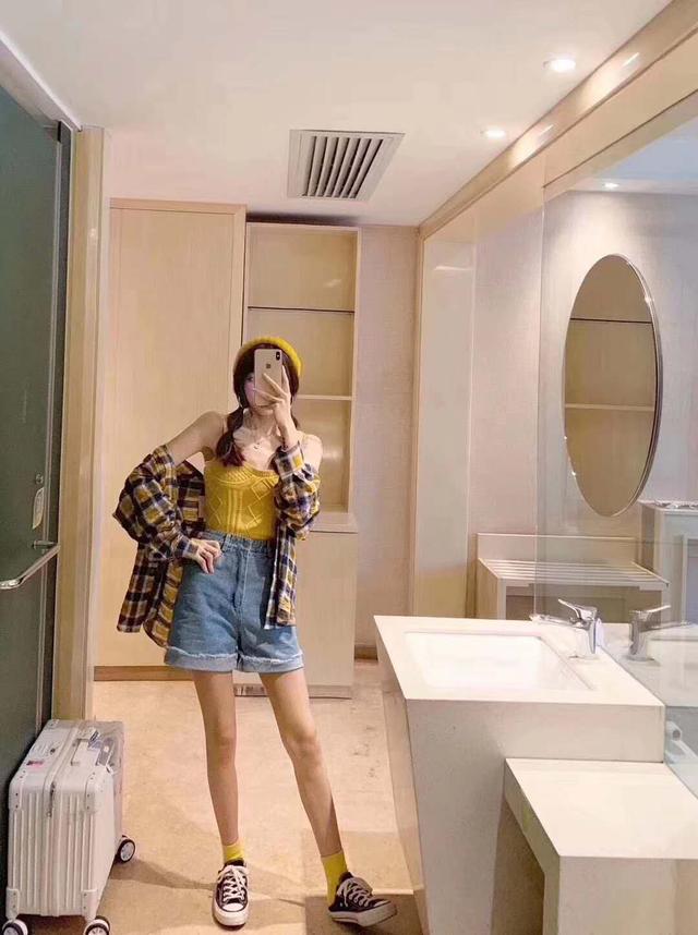 夏日活力橙穿搭,T恤裙子随心挑,在炎热的天气里做最凉爽的少女