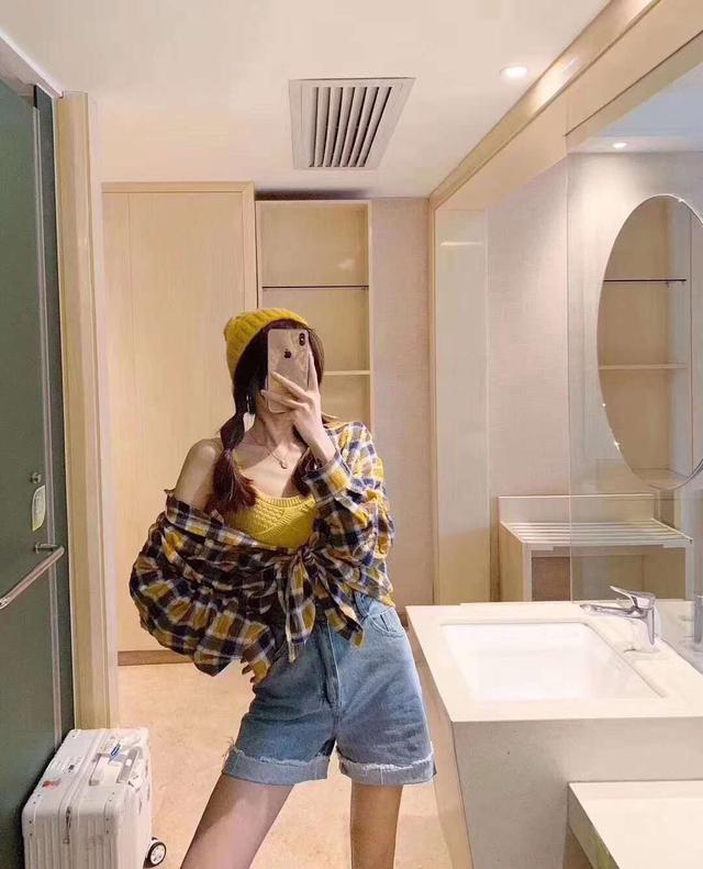 夏日活力橙穿搭,T恤裙子随心挑,在炎热的天气里做最凉爽的少女