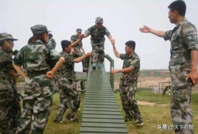 当过兵的为啥说宁跑5公里不跑400米?新兵跑完可能直接进卫生队
