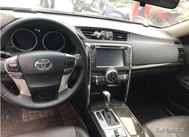 当年17万裸车的丰田锐志5年后具然要卖16万,这算不算保值王?