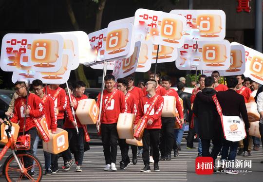 移动广告牌——糖酒会恒古不变的秀
