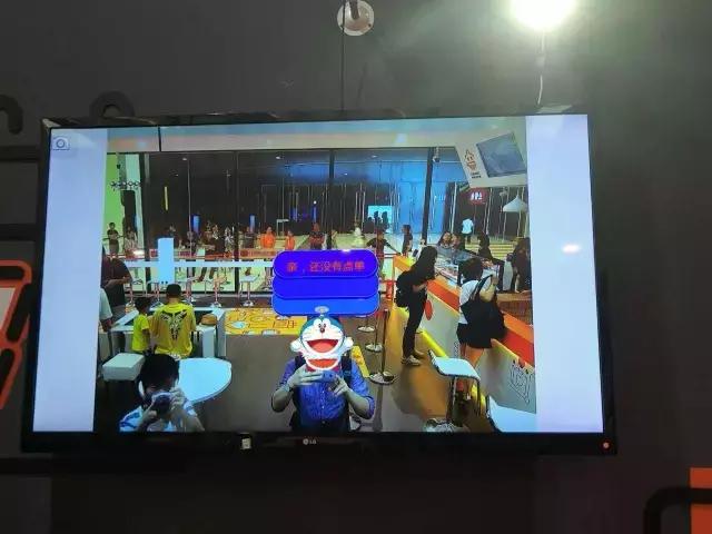 “阿里无人超市!为啥我进不去!”“你用的是老公的淘宝号啊”