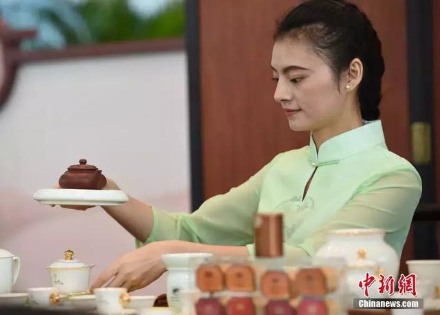 服务业中哪个行业最有潜力,哪个行业工资最高?看看数据怎么说