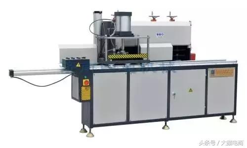 开办一个门窗加工厂,需要些什么生产设备?