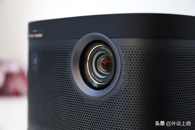 用投影仪打游戏行不行?运动补偿是关键