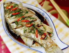 清蒸鱼算是一道家常菜,你会怎么做它呢?