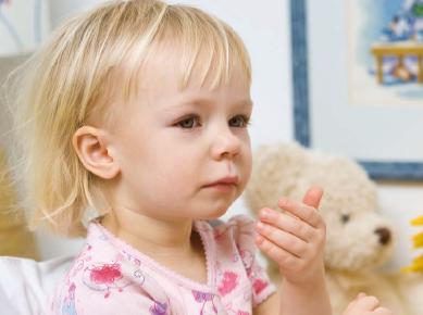 小儿过敏性咳嗽危害，如何治疗效果好？