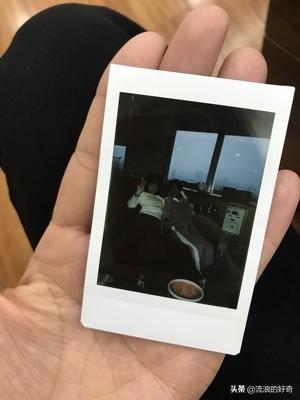测评200多元的富士拍立得相机，价格亲民但是照片怎么样呢？