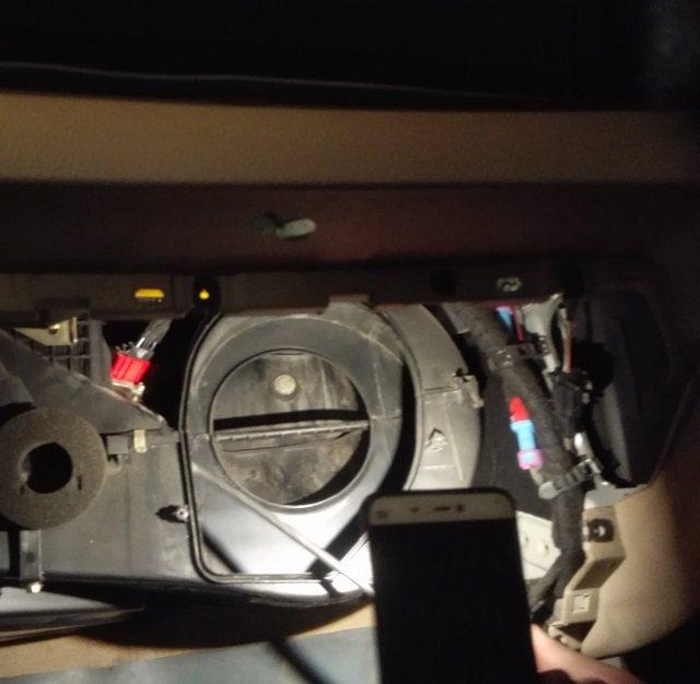 用多功能可视空调清洗机给帕萨特车清洗过程（视频）
