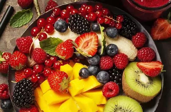 减肥期间水果究竟怎么吃？看完这篇你就明白了~