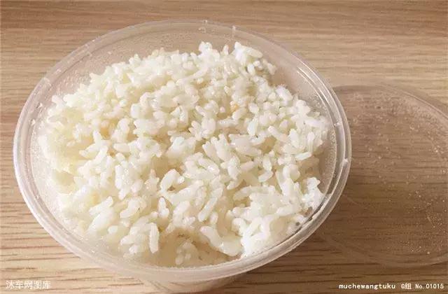 煮米饭时加点糙米，比补药还管用！
