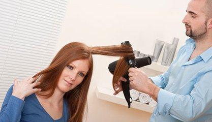 女性总爱掉头发是怎么回事？可能是这5个原因！总算明白了！