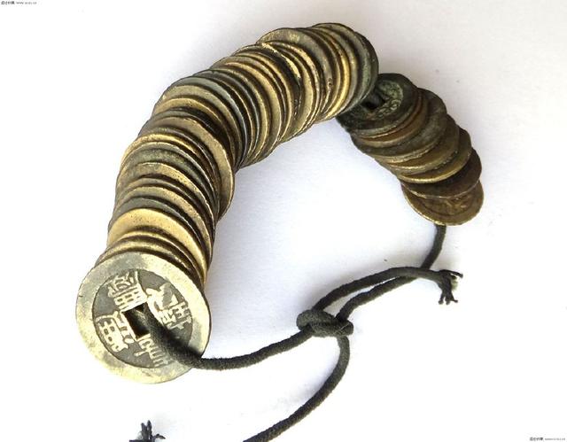 古代的家财万贯和纹银千两，哪个更有钱？