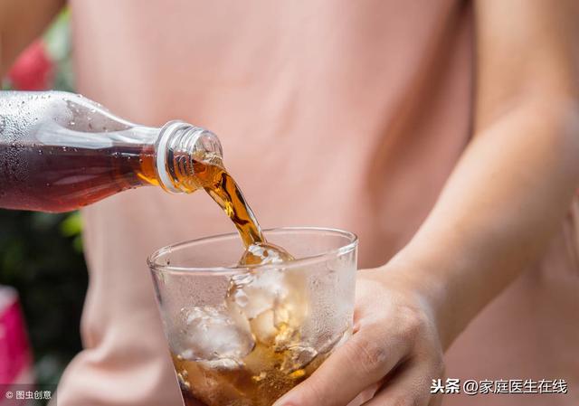 碳酸饮料对人体有什么危害？看完文章，就把饮料戒了吧