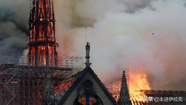 巴黎圣母院的大火让特朗普心急如焚，提出建议却被无情拒绝