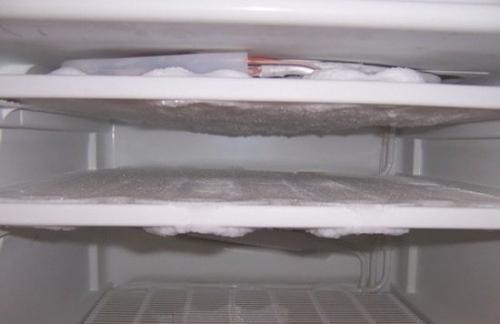 冰箱冷藏室结冰原因是什么？ 冰箱冷藏室结冰解决办法大全！
