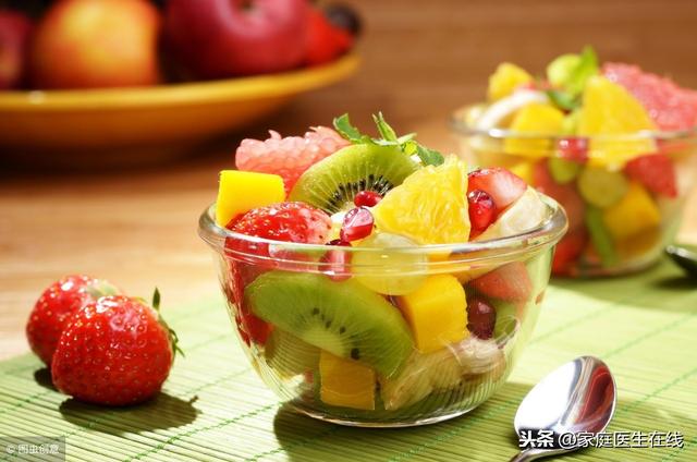 饭前吃水果才正确？这个时间吃水果，有三大好处！