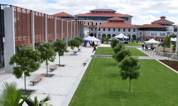 梅西大学相当于中国什么等级的大学？