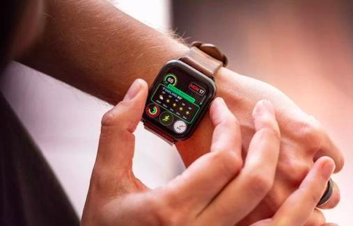 苹果Watch Series 4集聚多个新功能：比前代好很多