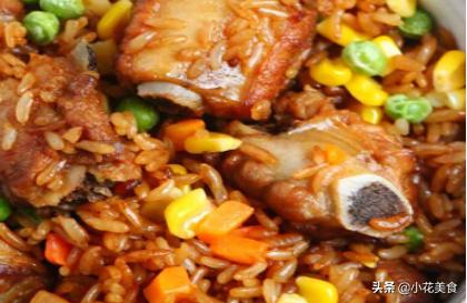 排骨焖饭做法，到底是排骨焖米还是米焖排骨？